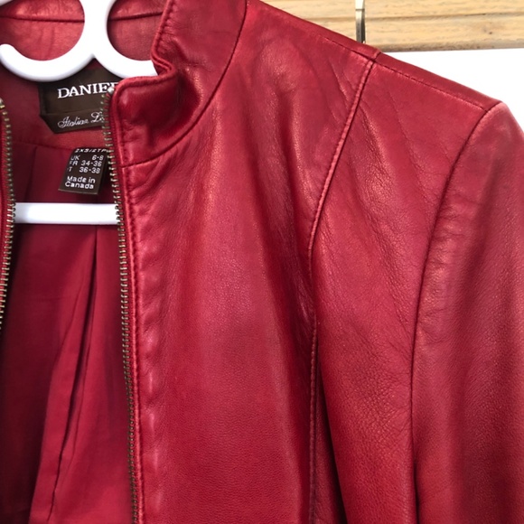 Danier leather jacket - Picture 2 of 5